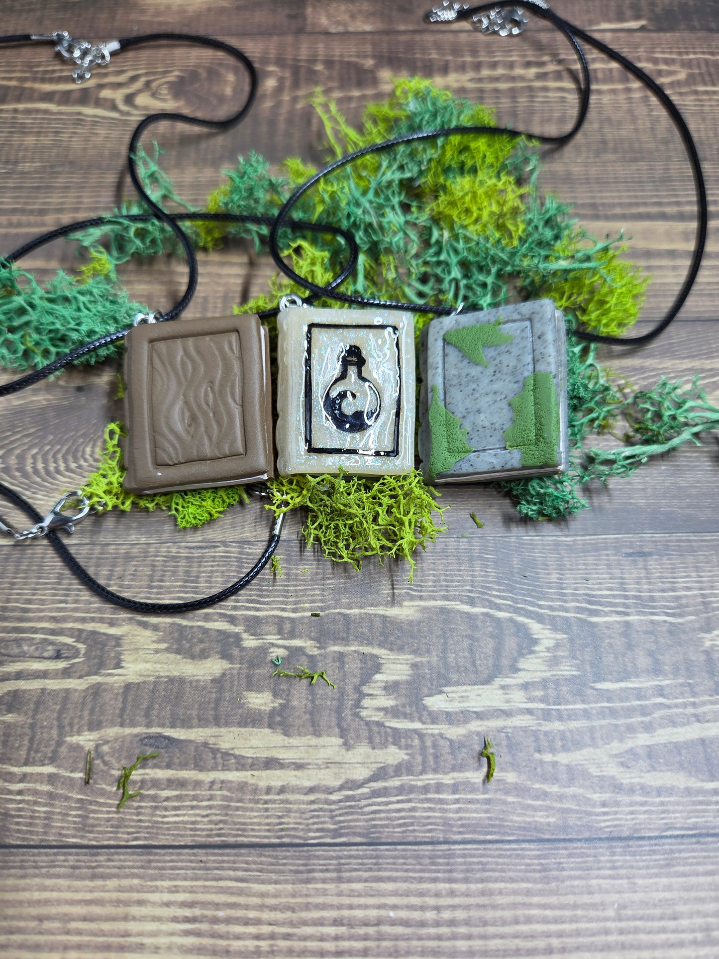 Books pendants